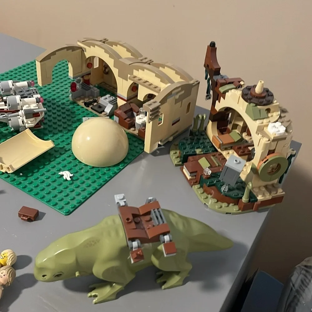 LEGO Star Wars Mos Eisley Cantina Set 75052 & 75208 incomplete